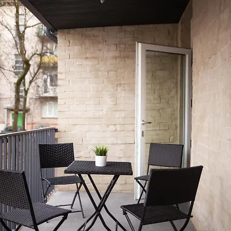 Cozy In The Old Town Of On The First Floor With Free Parking