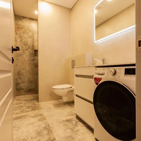 Cozy In The Old Town Of On The First Floor With Free Parking Appartement Klaipėda