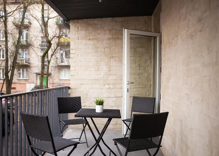 Cozy In The Old Town Of On The First Floor With Free Parking