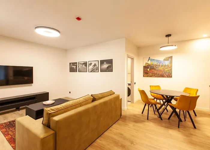 Cozy In The Old Town Of On The First Floor With Free Parking