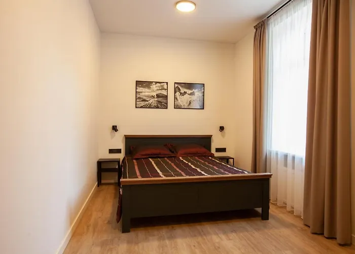 Cozy In The Old Town Of On The First Floor With Free Parking