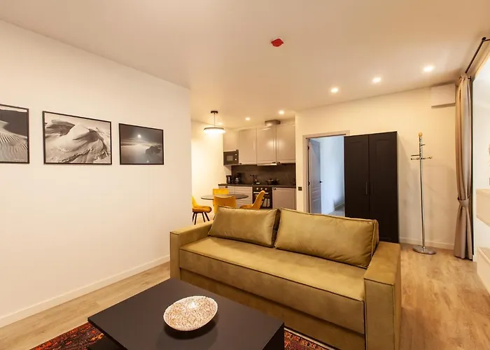 Cozy In The Old Town Of On The First Floor With Free Parking *